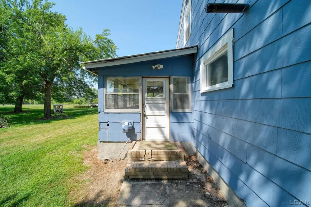 233 W Congress Street Morenci City, MI 49256