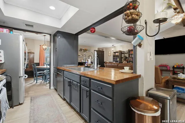 6806 Castlerae San Antonio, TX 78239