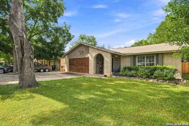6806 Castlerae San Antonio, TX 78239