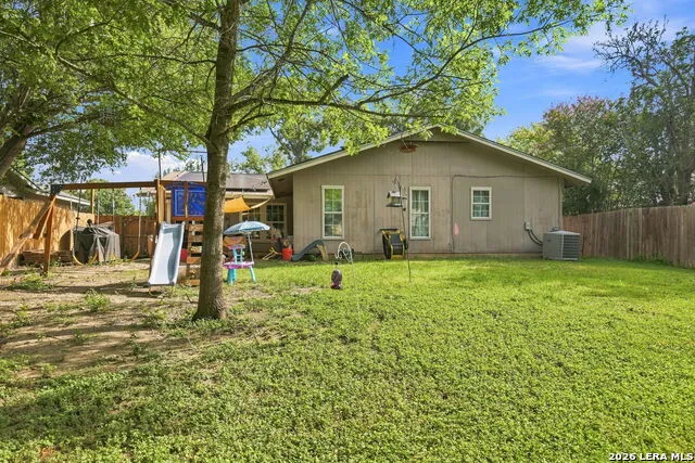 6806 Castlerae San Antonio, TX 78239