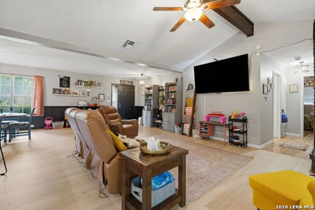 6806 Castlerae San Antonio, TX 78239