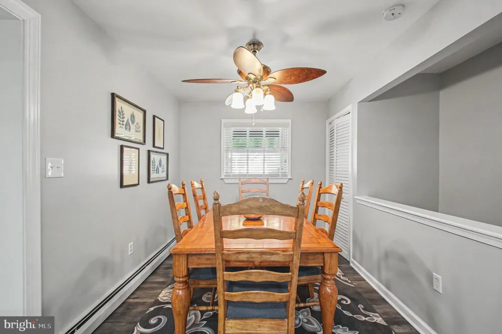 14337 BELLEVILLE AVENUE Woodbridge, VA 22193