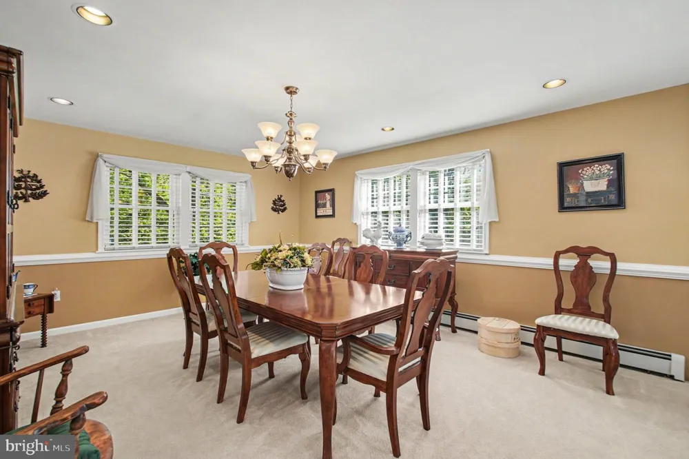 14337 BELLEVILLE AVENUE Woodbridge, VA 22193