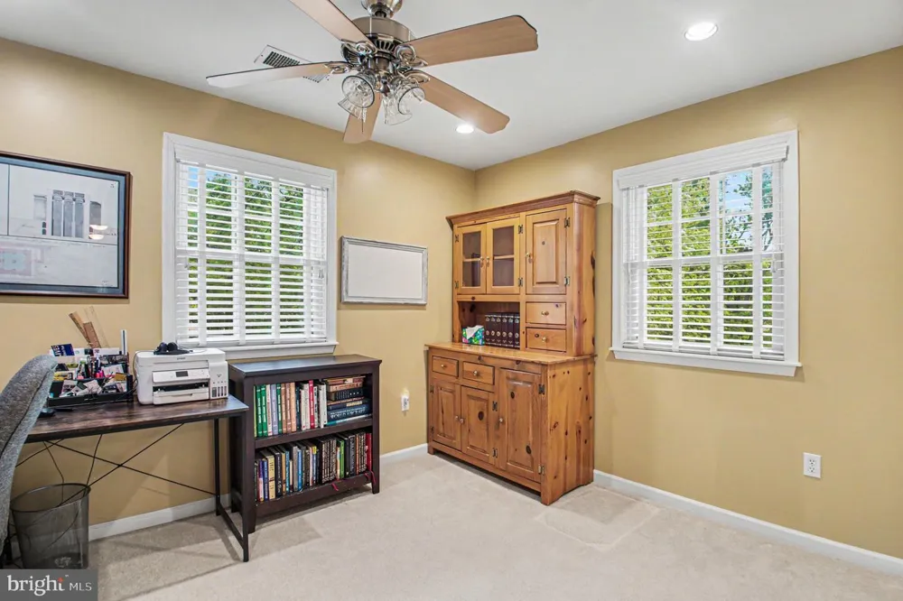 14337 BELLEVILLE AVENUE Woodbridge, VA 22193