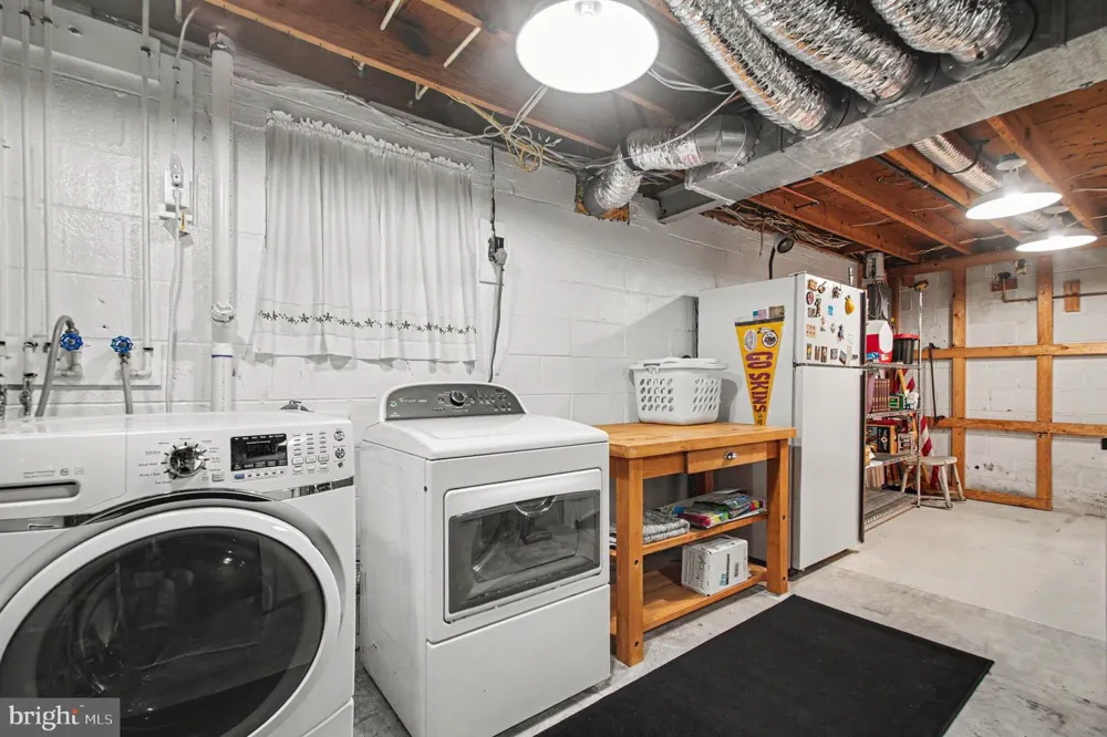 14337 BELLEVILLE AVENUE Woodbridge, VA 22193