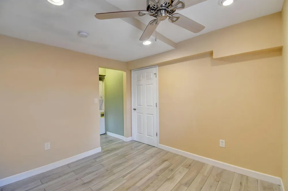 1316 DATE PALM DRIVE #Rear Lantana, FL 33462