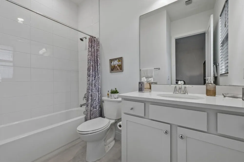 5583 Captiva Lane Westlake, FL 33470