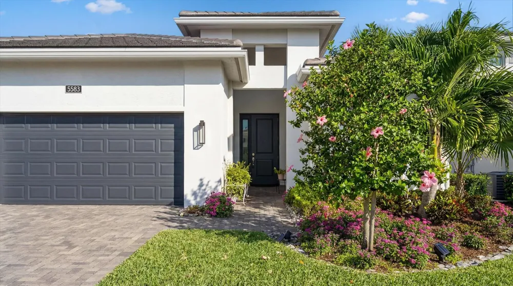 5583 Captiva Lane Westlake, FL 33470