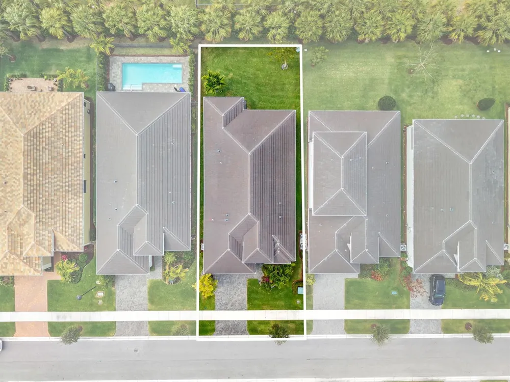 5583 Captiva Lane Westlake, FL 33470