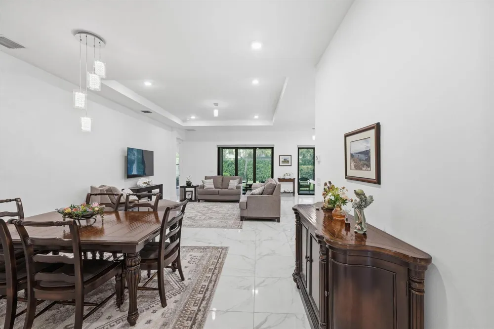 5583 Captiva Lane Westlake, FL 33470