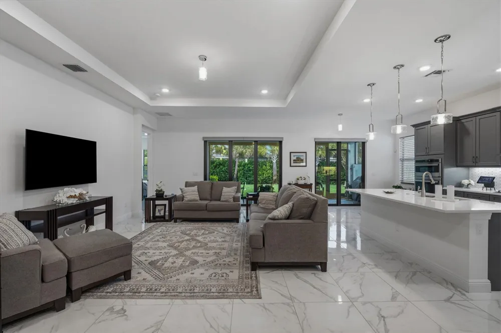 5583 Captiva Lane Westlake, FL 33470