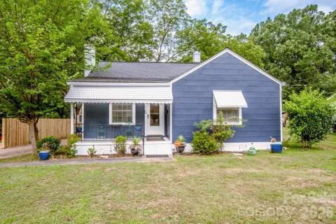 229 E Mcneely Avenue