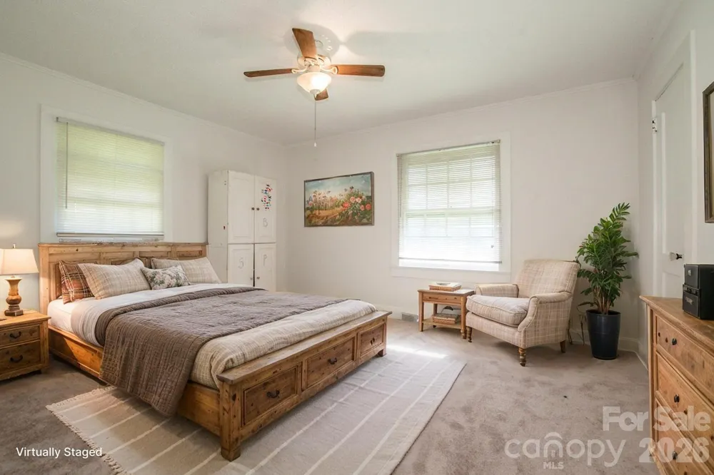 229 E Mcneely Avenue Mooresville, NC 28115