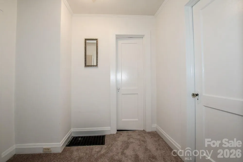 229 E Mcneely Avenue Mooresville, NC 28115