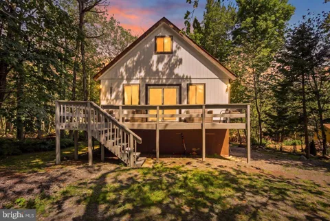 9781 AUBURN DRIVE