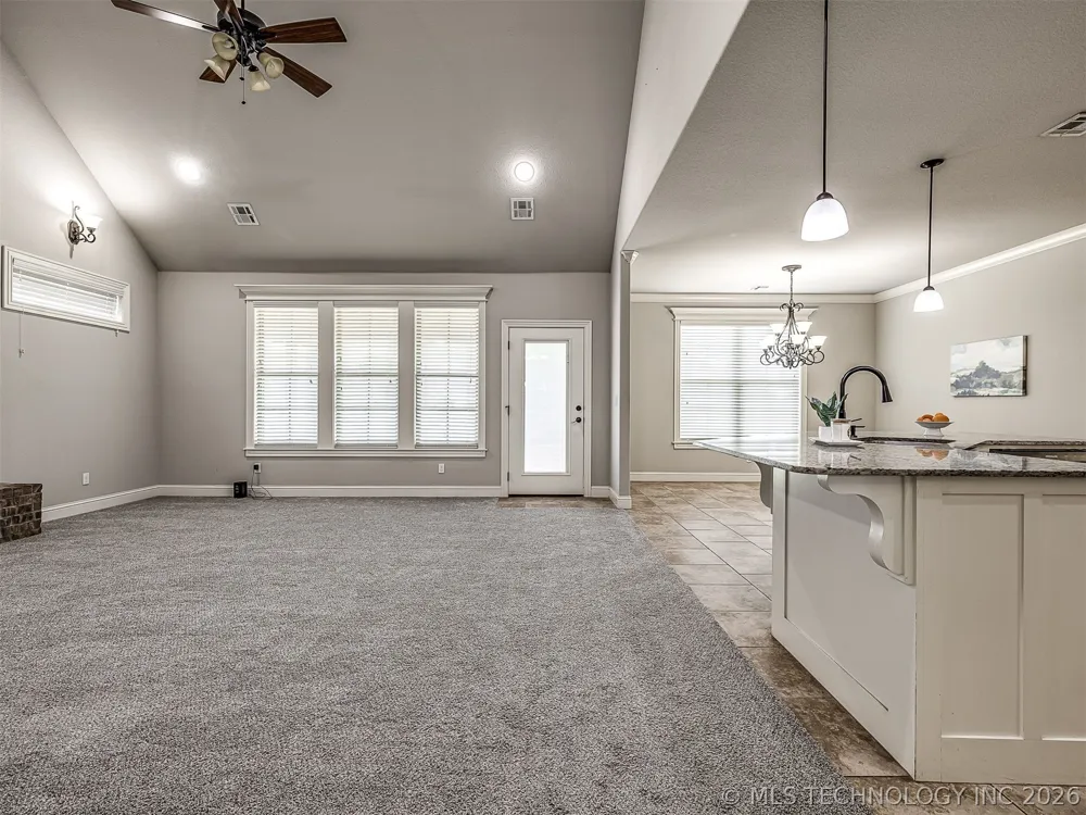 5507 Nottingham Place Bartlesville, OK 74006