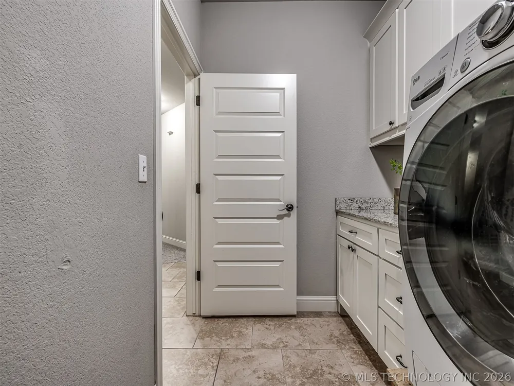 5507 Nottingham Place Bartlesville, OK 74006