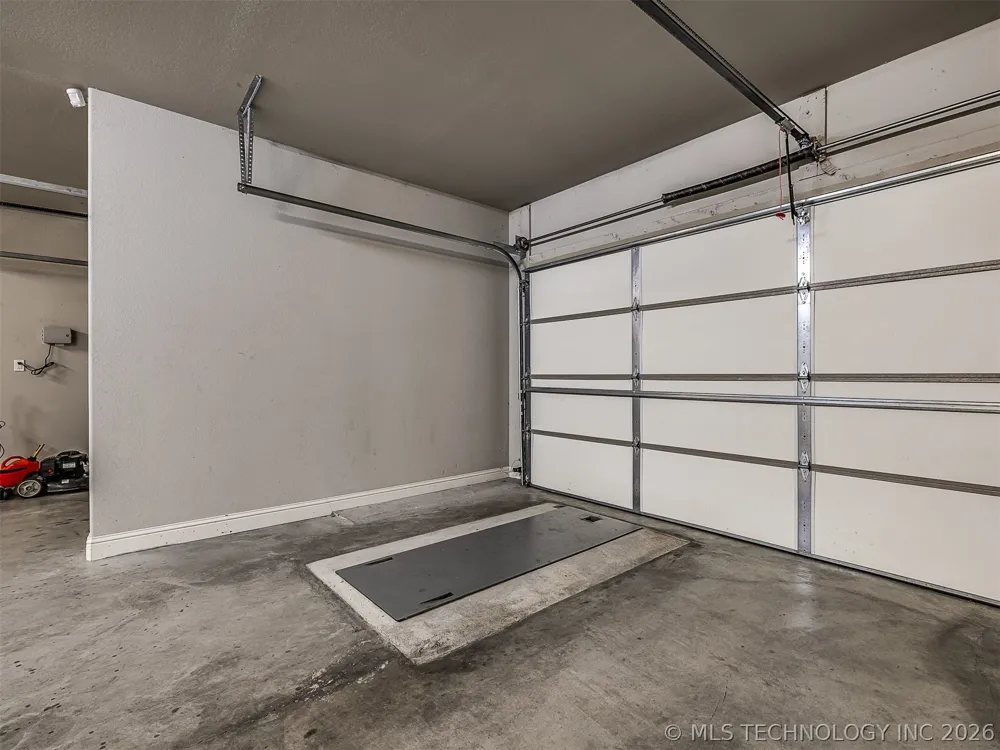 5507 Nottingham Place Bartlesville, OK 74006