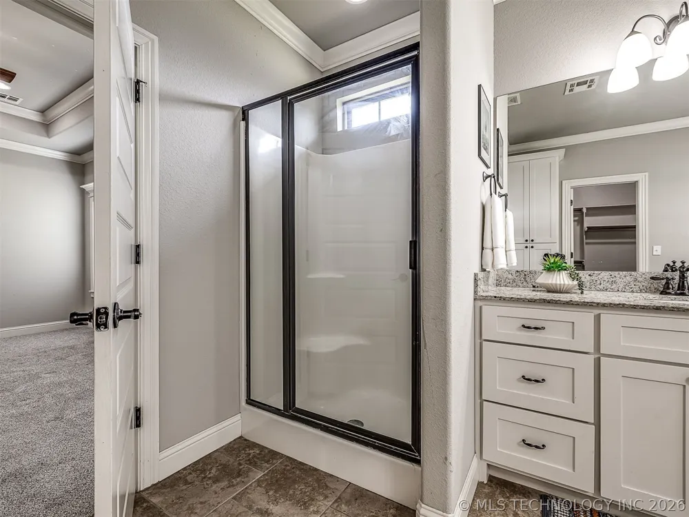 5507 Nottingham Place Bartlesville, OK 74006