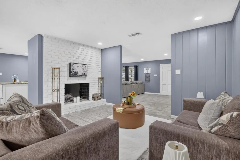 8117 Rush Street Benbrook, TX 76116