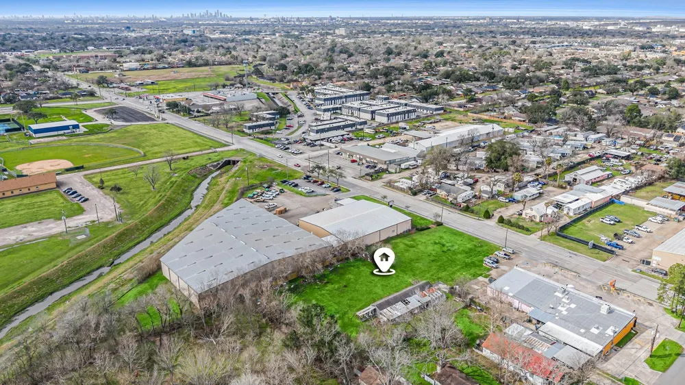 2412 Pasadena Boulevard Pasadena, TX 77502