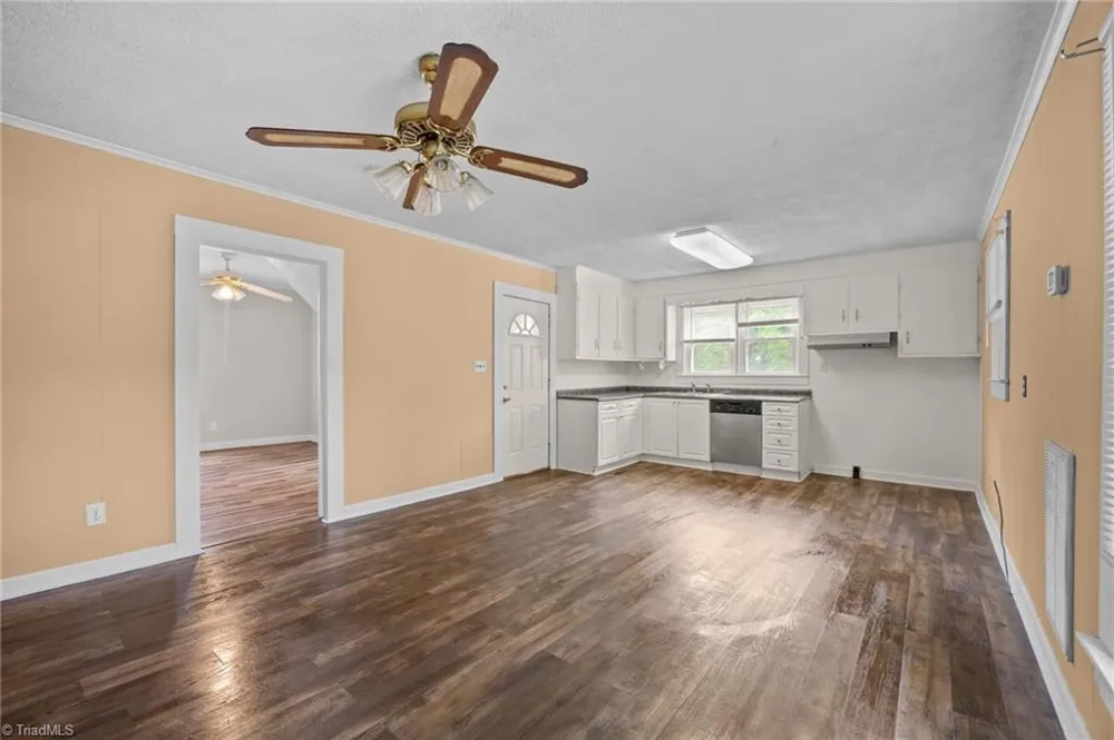 217 Moon Street Thomasville, NC 27360