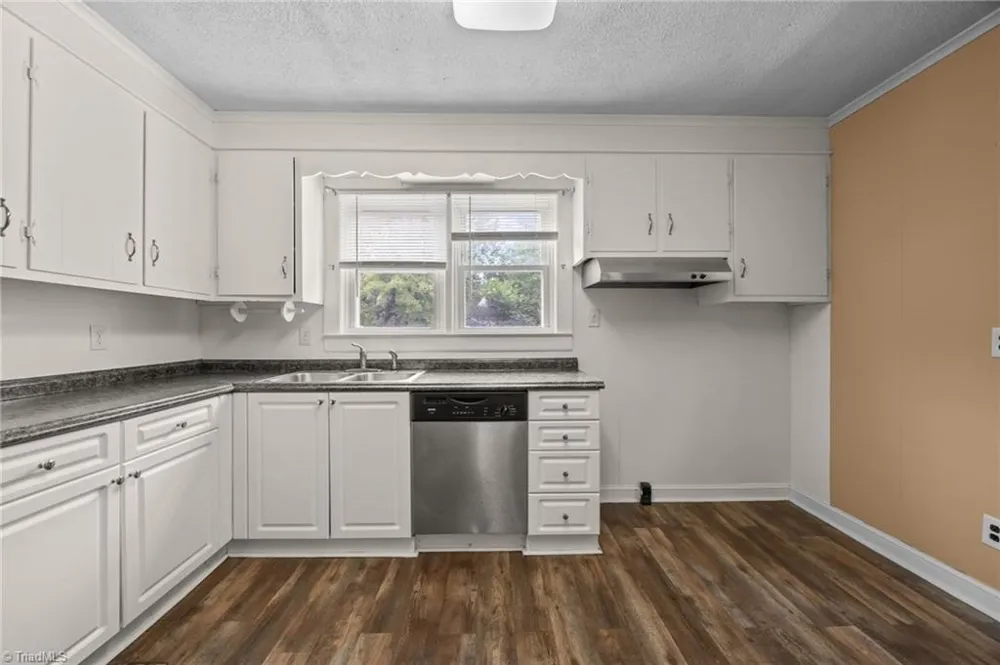 217 Moon Street Thomasville, NC 27360