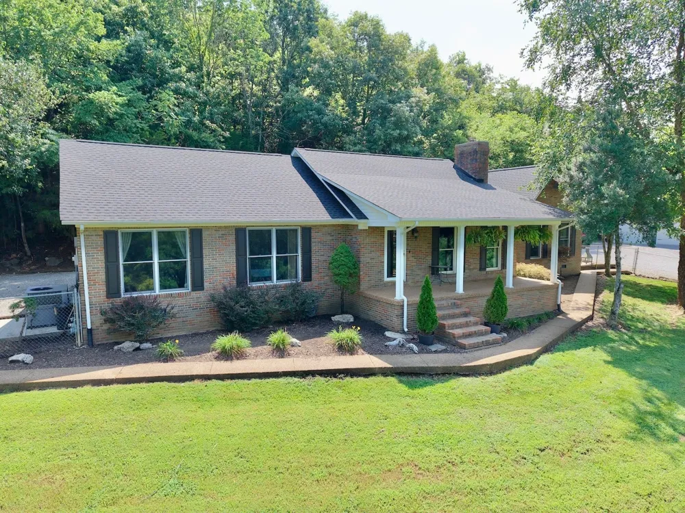 7474 Nashville Hwy Dowelltown, TN 37059
