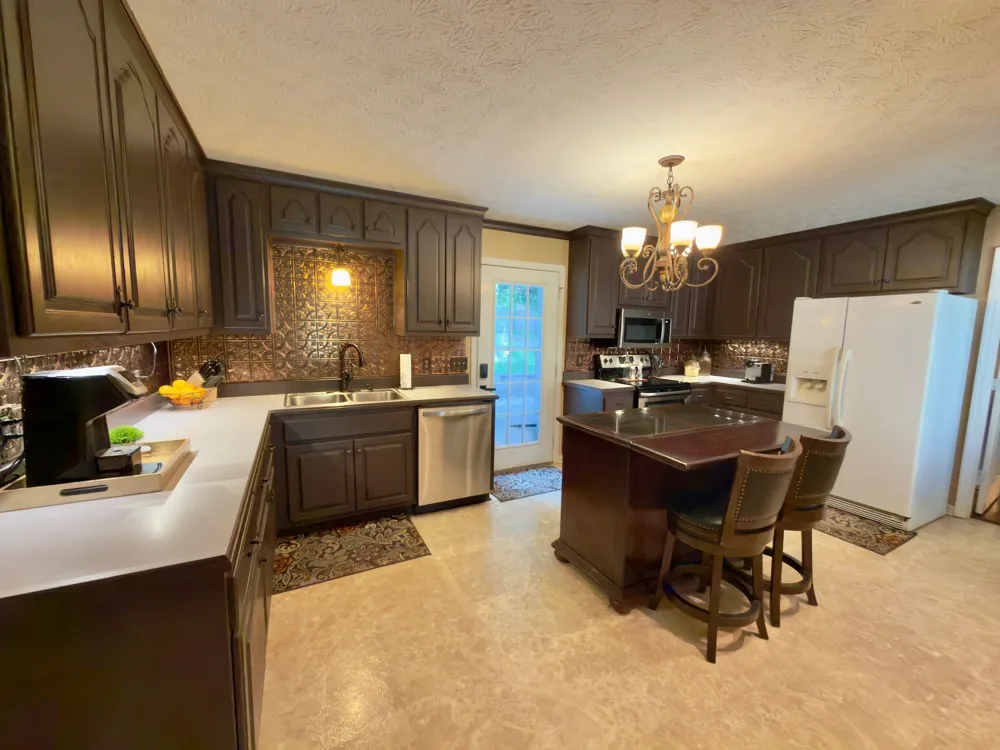7474 Nashville Hwy Dowelltown, TN 37059