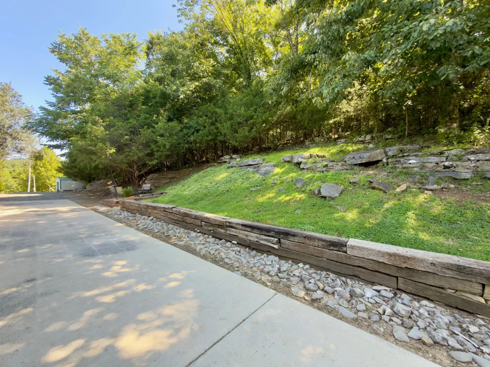 7474 Nashville Hwy Dowelltown, TN 37059