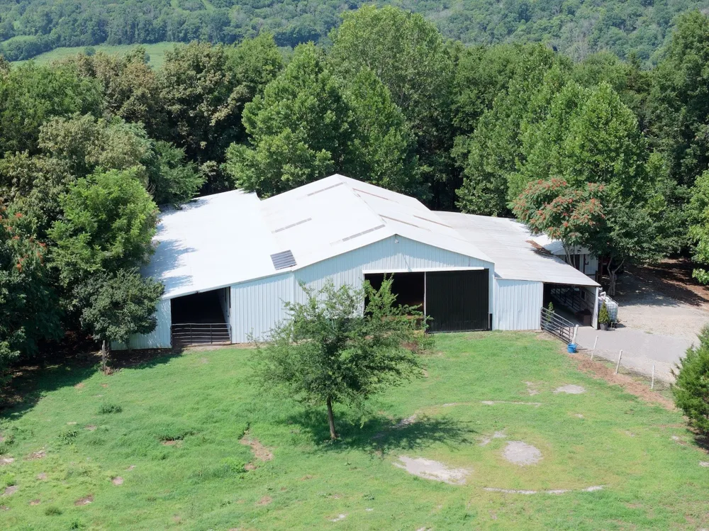 7474 Nashville Hwy Dowelltown, TN 37059