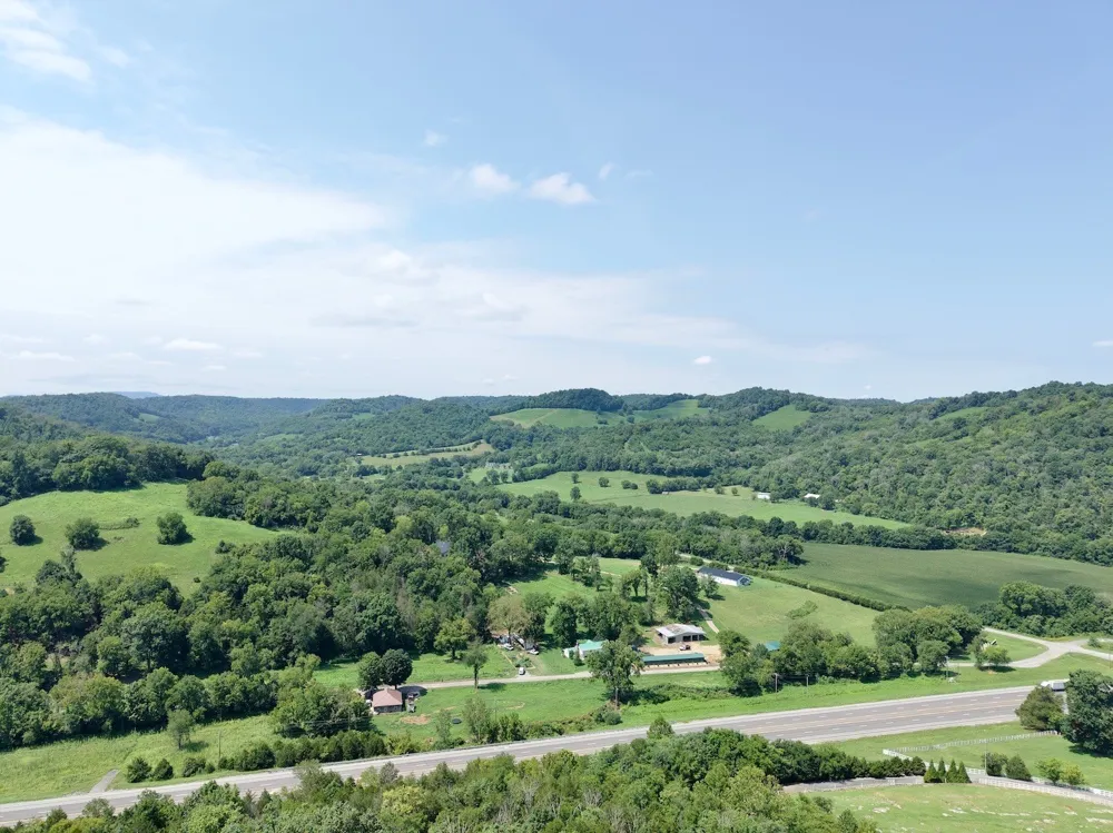 7474 Nashville Hwy Dowelltown, TN 37059