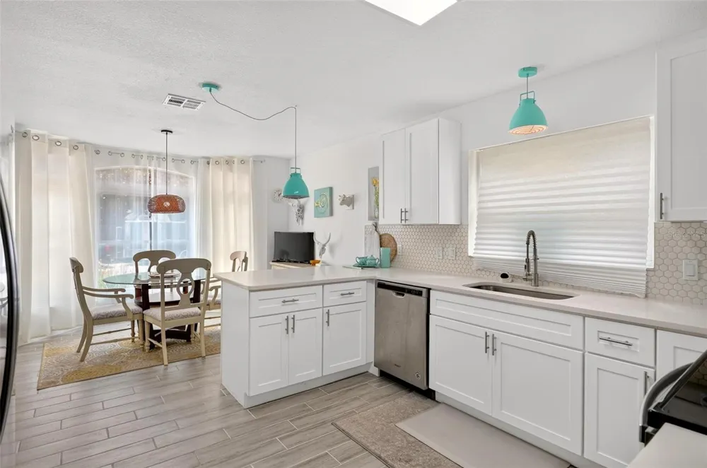 1511 LAVACA LANE Lady Lake, FL 32159