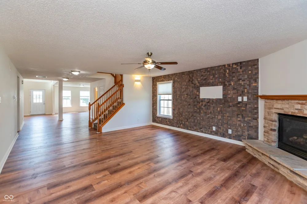 6757 Eastland Drive Brownsburg, IN 46112