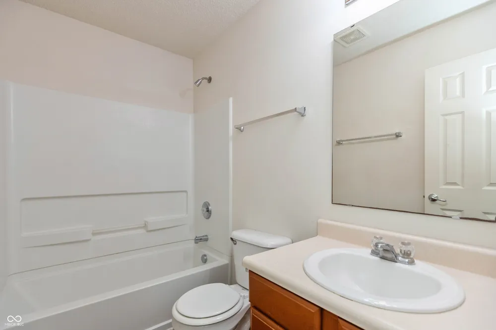6757 Eastland Drive Brownsburg, IN 46112