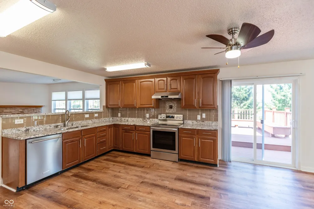 6757 Eastland Drive Brownsburg, IN 46112