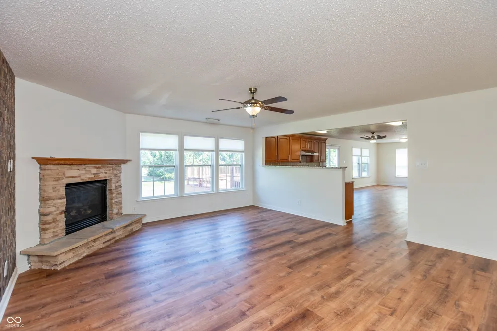 6757 Eastland Drive Brownsburg, IN 46112