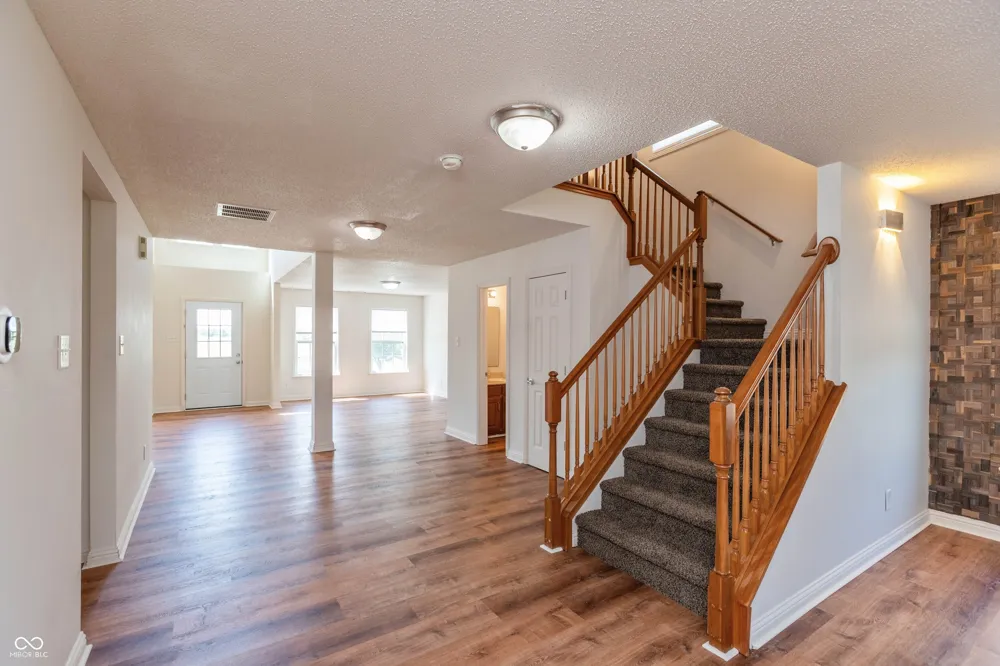 6757 Eastland Drive Brownsburg, IN 46112