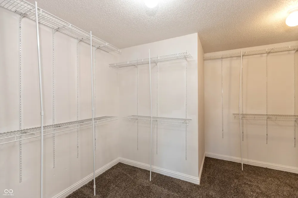 6757 Eastland Drive Brownsburg, IN 46112