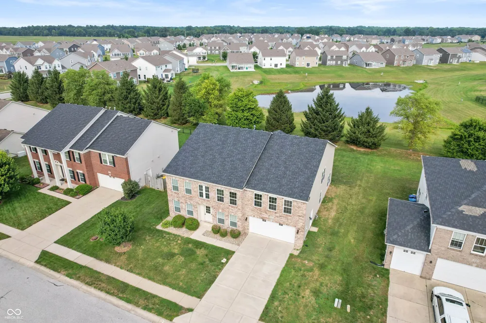 6757 Eastland Drive Brownsburg, IN 46112