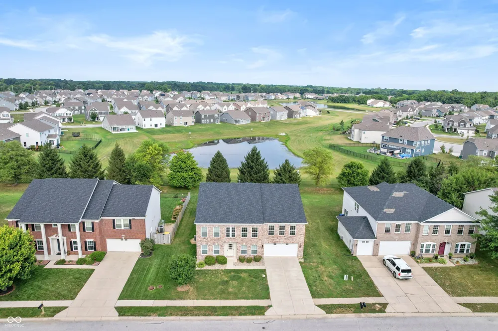 6757 Eastland Drive Brownsburg, IN 46112