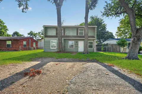 319 S 6th Street