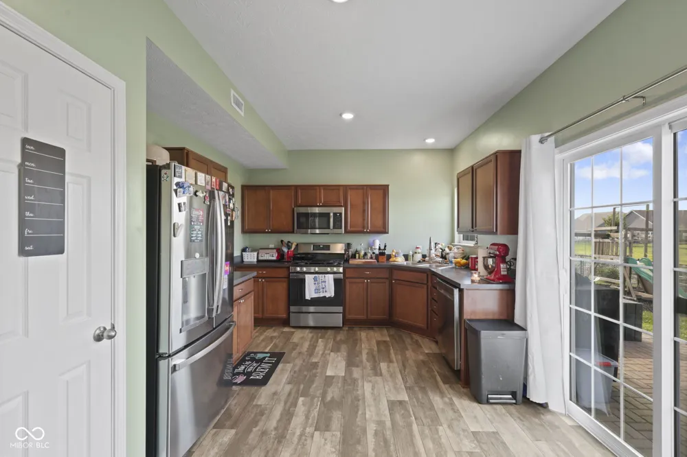 2422 Montezuma Express Drive Greenfield, IN 46140