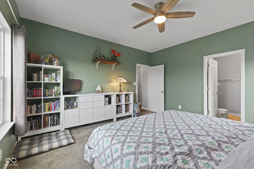 2422 Montezuma Express Drive Greenfield, IN 46140