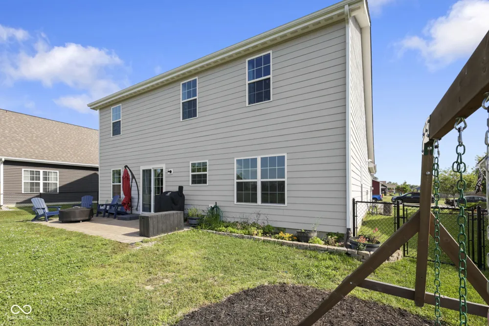 2422 Montezuma Express Drive Greenfield, IN 46140