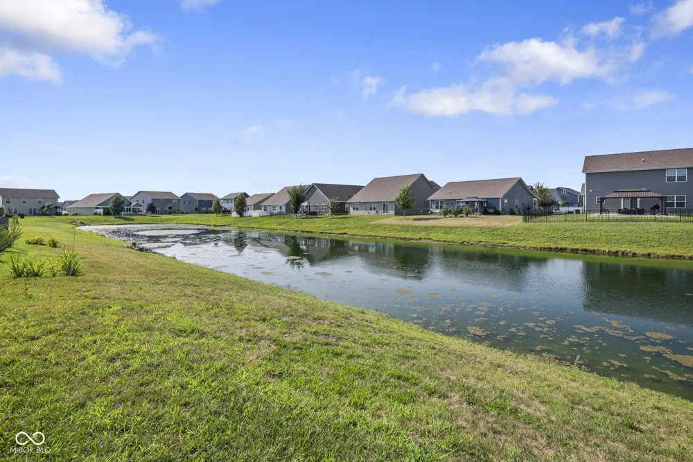 2422 Montezuma Express Drive Greenfield, IN 46140