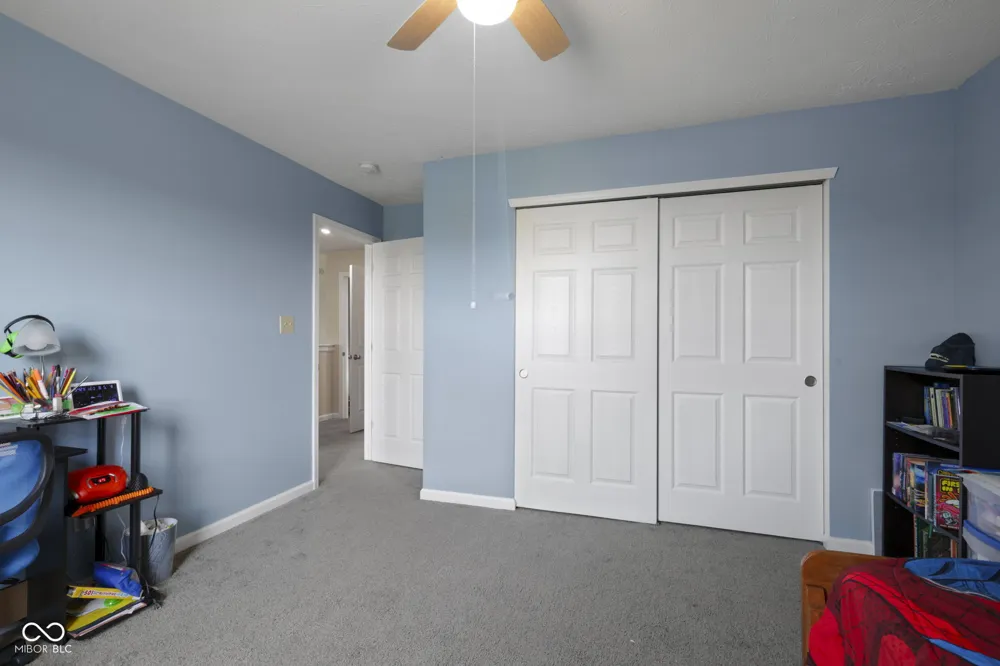 2422 Montezuma Express Drive Greenfield, IN 46140