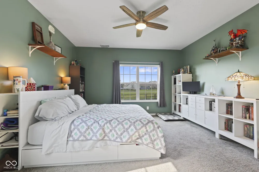 2422 Montezuma Express Drive Greenfield, IN 46140