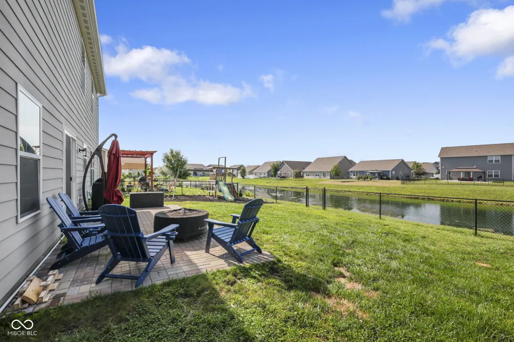 2422 Montezuma Express Drive Greenfield, IN 46140