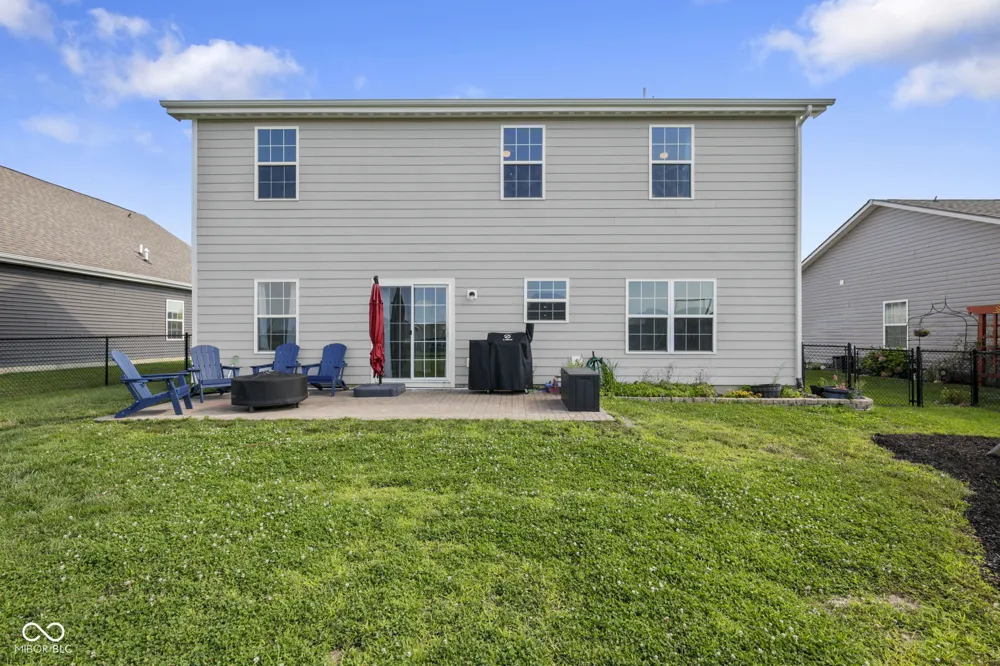 2422 Montezuma Express Drive Greenfield, IN 46140